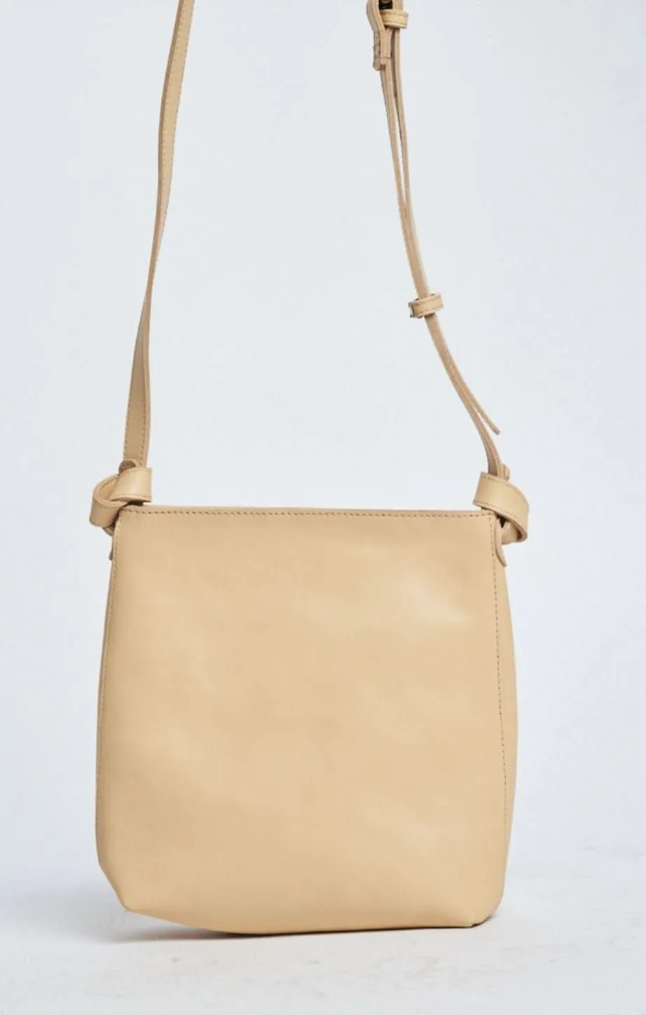 Cait Knotted Crossbody