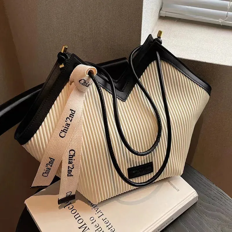 Juliet Leather Shoulder Bag