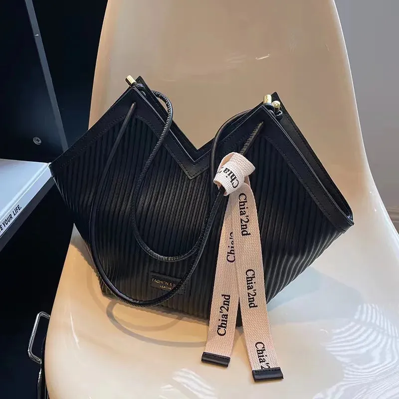 Juliet Leather Shoulder Bag