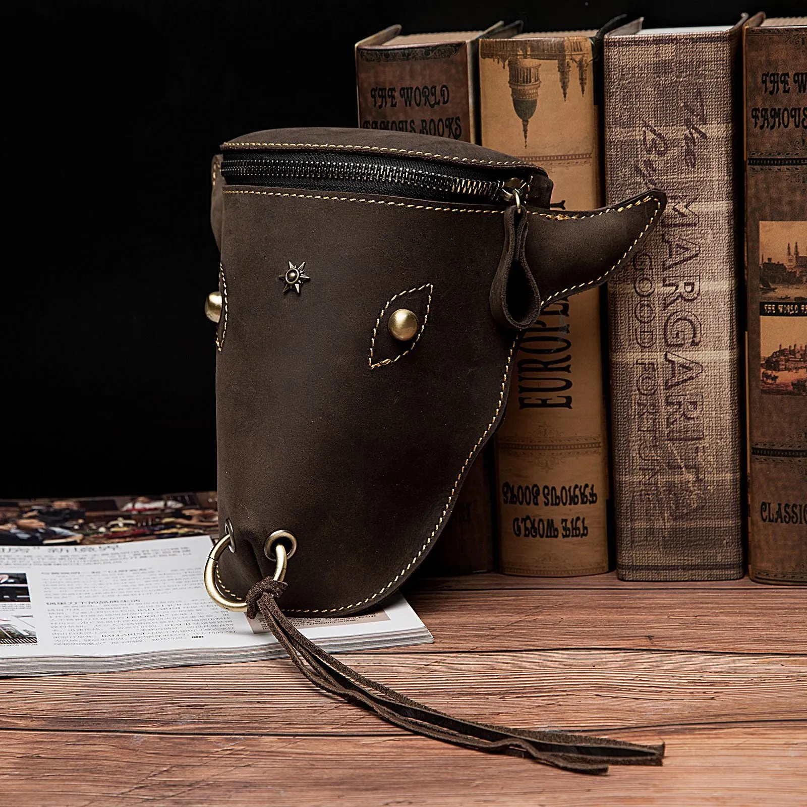 Leather Retro Bull Head Large Capacity Belt Bag