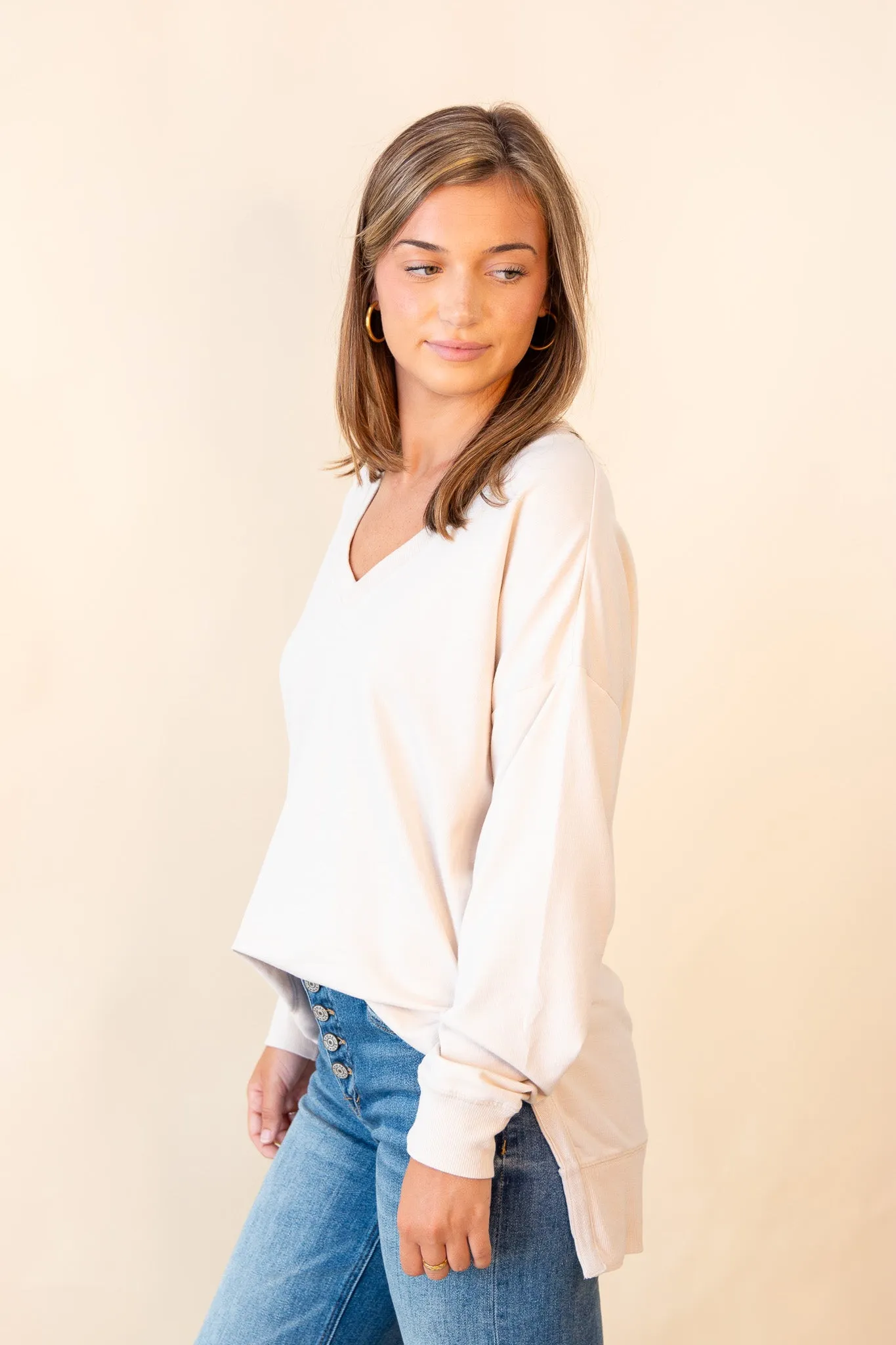 Modern V-Neck Weekender