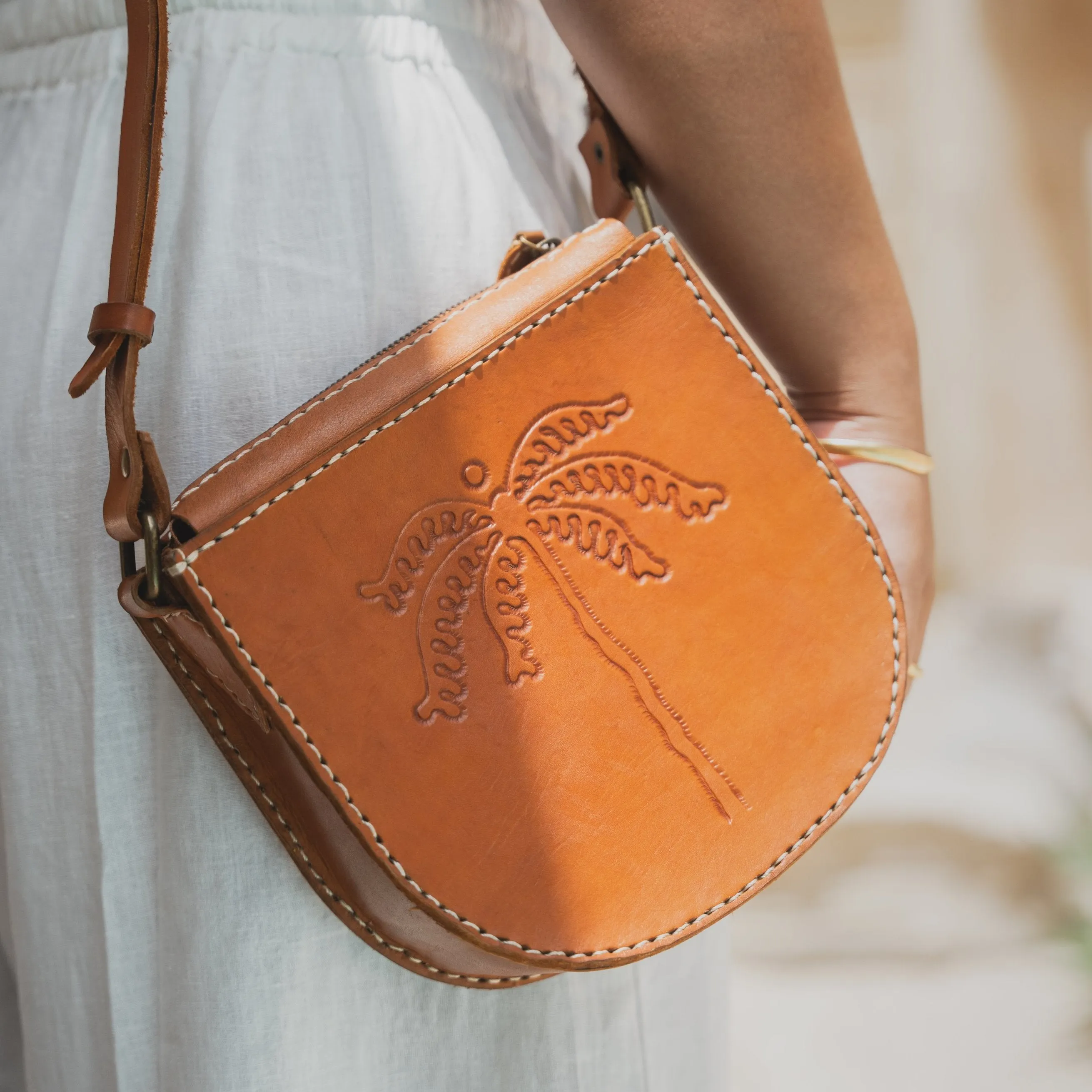 Palms Crossbody Bag - Vintage Tan